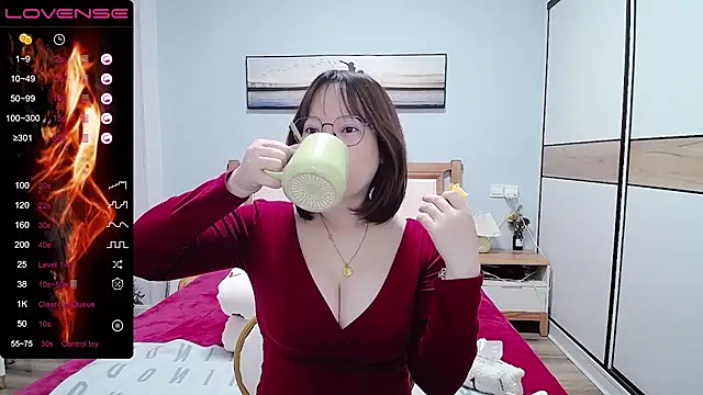 Snapshot of DianaYz chatting on 18, 3, 2025 DianaYz online show from 18, 3, 2025