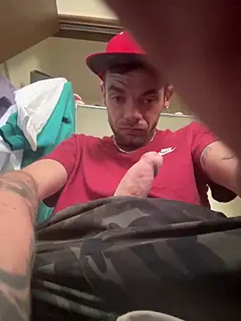 Snapshot of cumgitsumdic chatting on 15, 3, 2026 cumgitsumdic online show from 15, 3, 2026