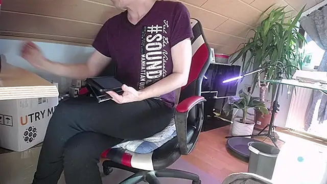 Snapshot of LackAddicted chatting on 13, 1, 2025 LackAddicted online show from 13, 1, 2025