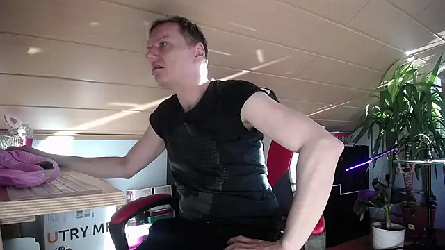 Snapshot of LackAddicted chatting on 14, 1, 2025 LackAddicted online show from 14, 1, 2025