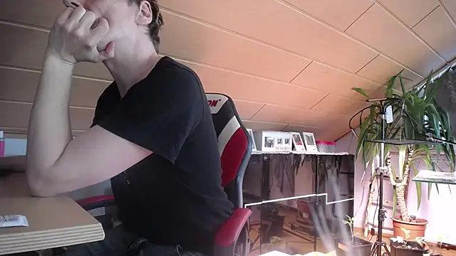 Snapshot of LackAddicted chatting on 7, 3, 2025 LackAddicted online show from 7, 3, 2025