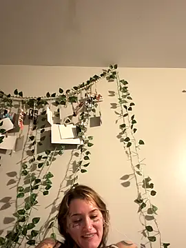 Snapshot of lexymarie chatting on 25, 11, 2025 lexymarie online show from 25, 11, 2025