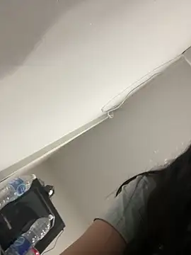 Snapshot of kiarafonseca_ chatting on 25, 10, 2025 kiarafonseca online show from 25, 10, 2025