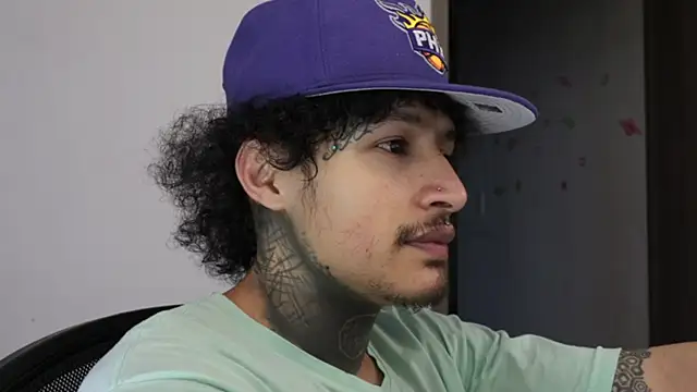 trieone online show from 22, 2, 2026