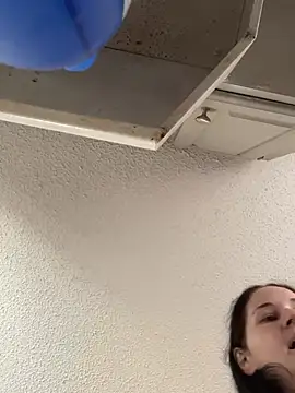 lolabunny9 online show from 23, 12, 2024