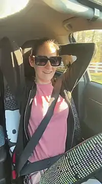 lolabunny9 online show from 4, 2, 2025