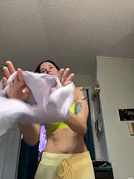 lolabunny9 online show from 19, 3, 2025