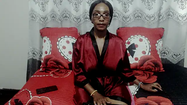 NikkyJigglesX online show from 18, 2, 2025