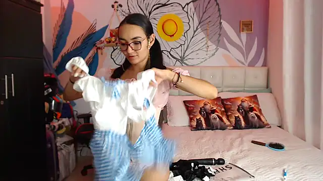 LinzyBaner online show from 17, 12, 2024