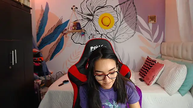 LinzyBaner online show from 8, 2, 2025