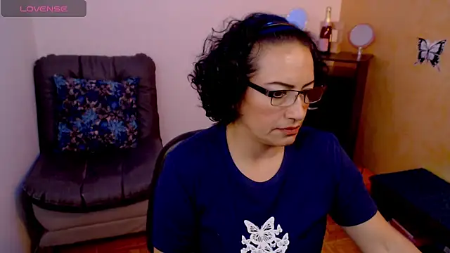 scarlet wet online show from 11, 12, 2024
