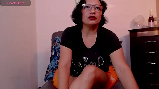 scarlet wet online show from 8, 2, 2025