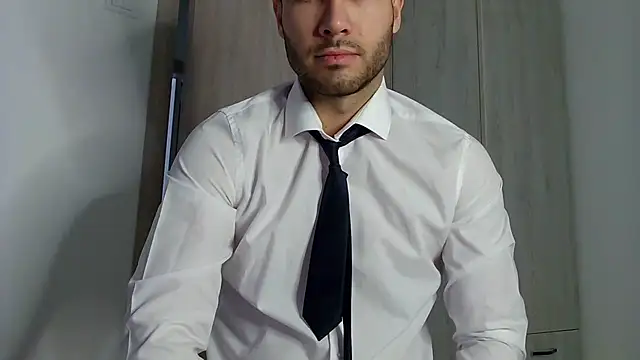 Justynn1 online show from 31, 12, 2024