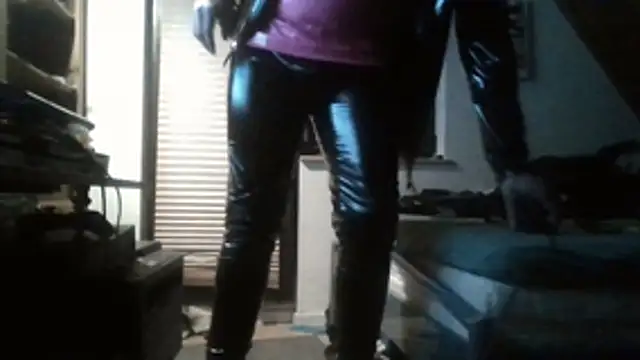 Snapshot of Genius1606 chatting on 18, 12, 2025 Genius1606 online show from 18, 12, 2025