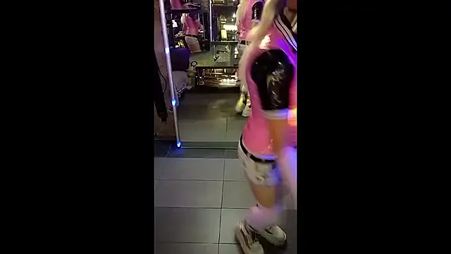 Snapshot of fetishboyzz chatting on 16, 11, 2025 fetishboyzz online show from 16, 11, 2025