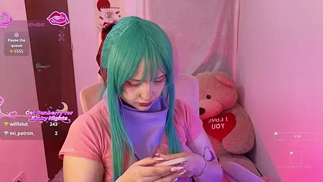 Snapshot of KuroChan420 chatting on 24, 10, 2025 KuroChan420 online show from 24, 10, 2025