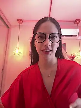 Zoe Bae online show from 4, 3, 2025