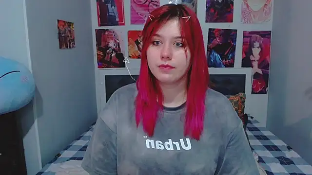 Snapshot of MikaMoonn chatting on 28, 12, 2024 MikaMoonn online show from 28, 12, 2024