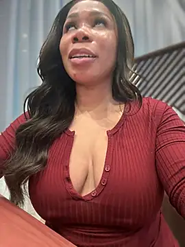 Snapshot of Belle___ chatting on 9, 2, 2025 Belle online show from 9, 2, 2025