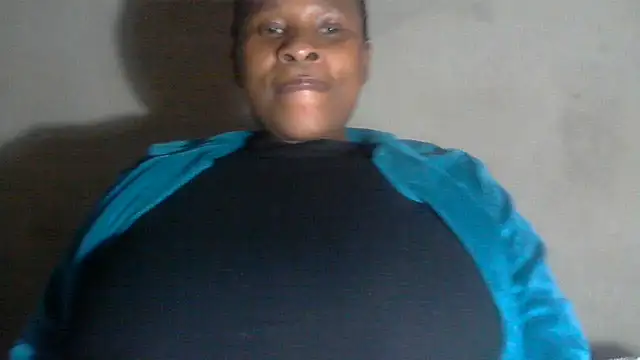 Snapshot of Choco-Coco10 chatting on 19, 10, 2025 Choco-Coco10 online show from 19, 10, 2025