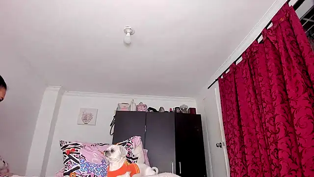 AlondraDiossa03 online show from 4, 1, 2025