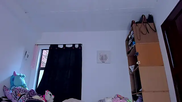 AlondraDiossa03 online show from 27, 10, 2025