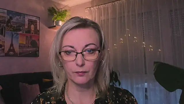 vanessa chat online show from 12, 12, 2024