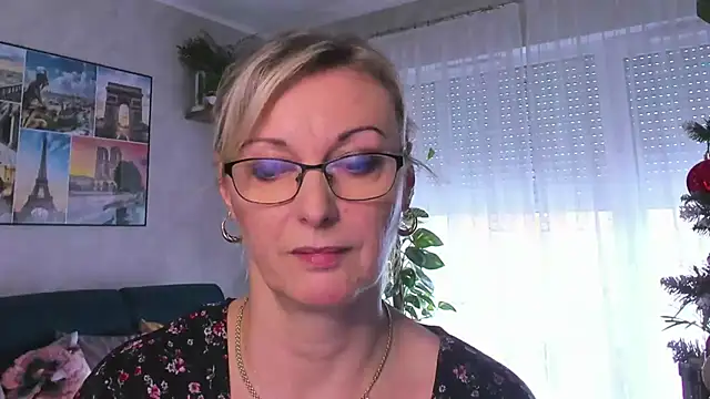 vanessa chat online show from 11, 1, 2025