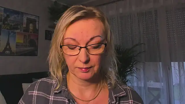 vanessa chat online show from 2, 12, 2025