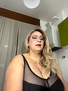 x elena x online show from 24, 10, 2025