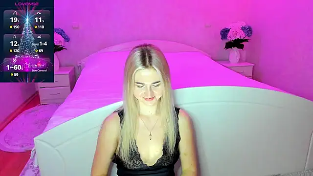 AnnaCarrera online show from 10, 12, 2024