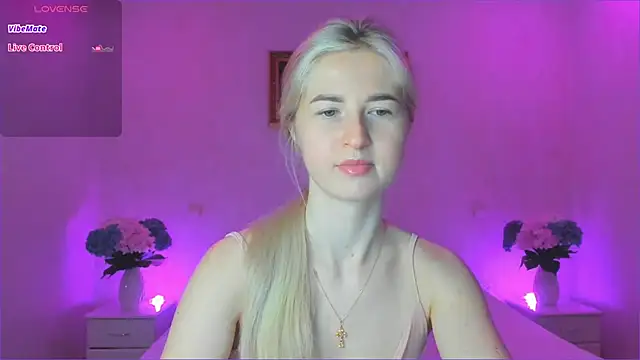 AnnaCarrera online show from 4, 1, 2025