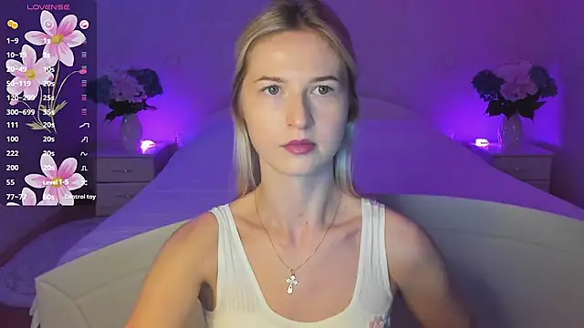 AnnaCarrera online show from 18, 9, 2025