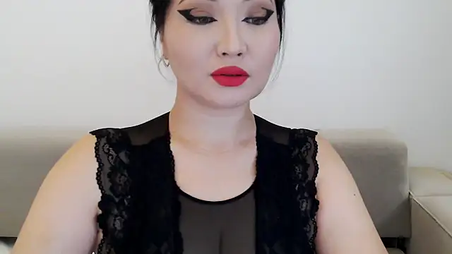 Snapshot of DanyMin chatting on 24, 10, 2025 DanyMin online show from 24, 10, 2025