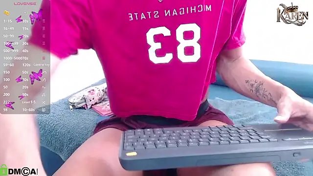 Snapshot of karen_sofia_ chatting on 9, 11, 2025 karen sofia online show from 9, 11, 2025