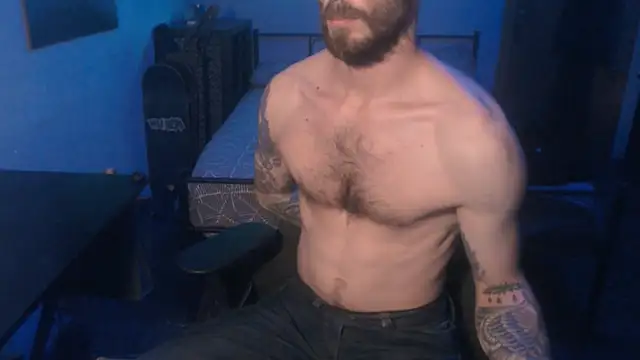SexxxyLouis online show from 7, 1, 2025