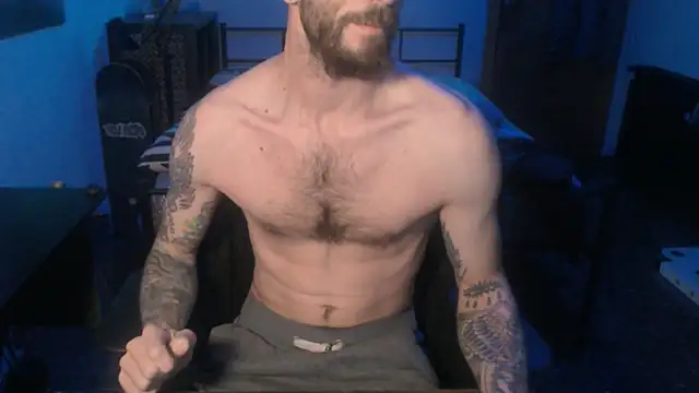 SexxxyLouis online show from 8, 1, 2025