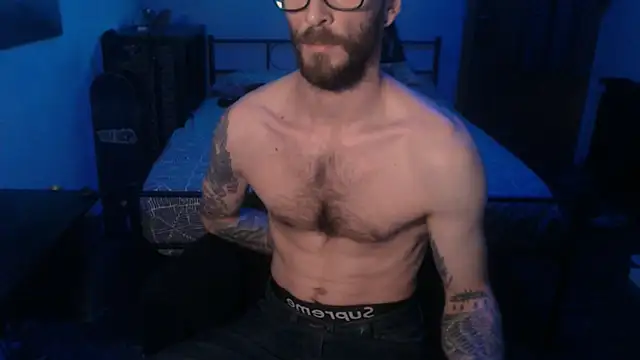 SexxxyLouis online show from 8, 1, 2025