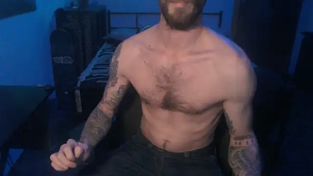 SexxxyLouis online show from 9, 1, 2025