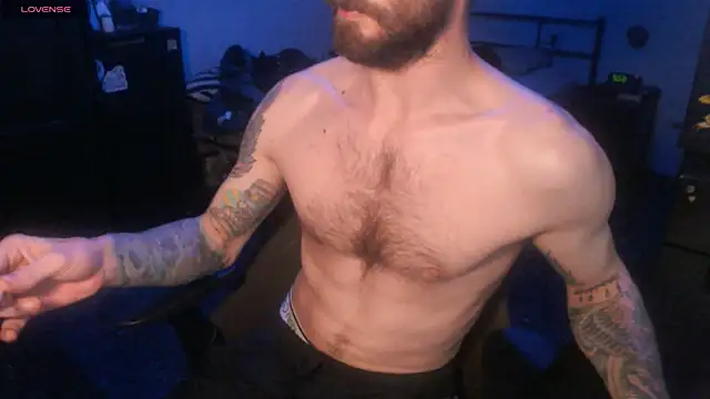 SexxxyLouis online show from 21, 10, 2025