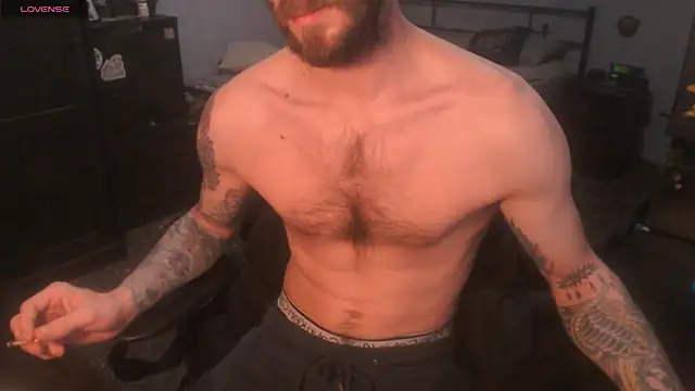 Snapshot of SexxxyLouis chatting on 30, 11, 2025 SexxxyLouis online show from 30, 11, 2025