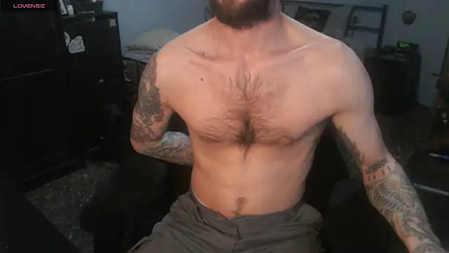 Snapshot of SexxxyLouis chatting on 2, 12, 2025 SexxxyLouis online show from 2, 12, 2025