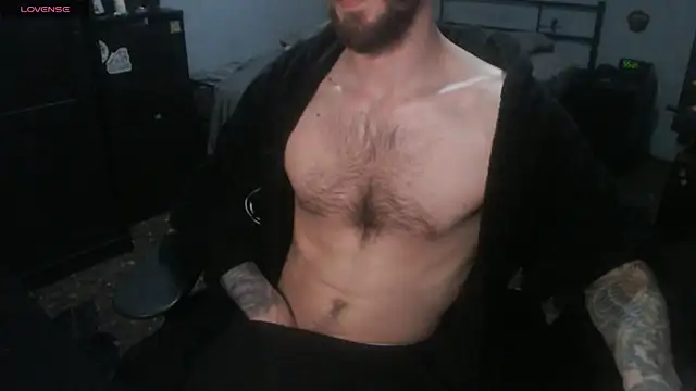 Snapshot of SexxxyLouis chatting on 16, 12, 2025 SexxxyLouis online show from 16, 12, 2025