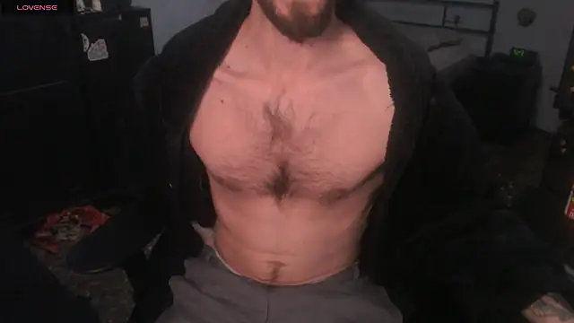 Snapshot of SexxxyLouis chatting on 18, 12, 2025 SexxxyLouis online show from 18, 12, 2025