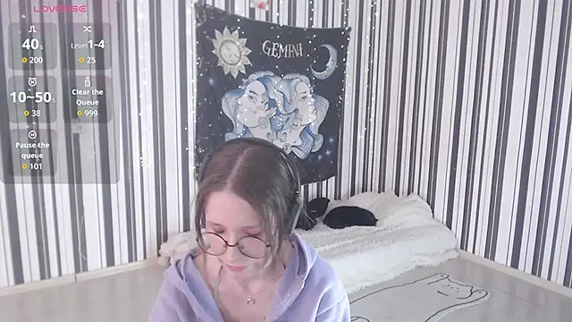 Snapshot of _Hanna_Moon_ chatting on 18, 10, 2025 Hanna Moon online show from 18, 10, 2025