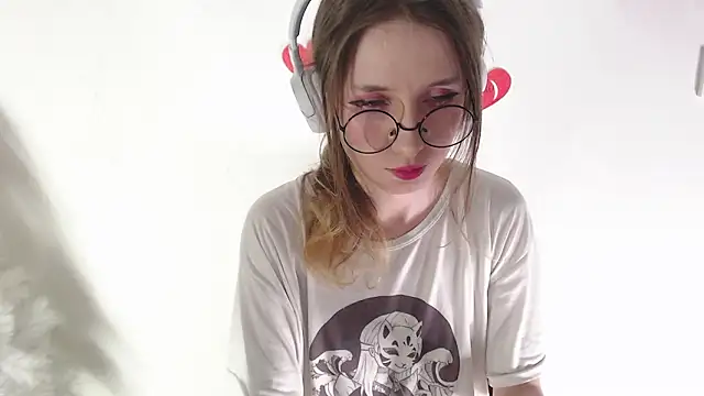 Snapshot of _Hanna_Moon_ chatting on 5, 3, 2026 Hanna Moon online show from 5, 3, 2026