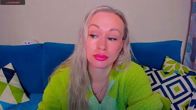 EllenMoore online show from 14, 10, 2025