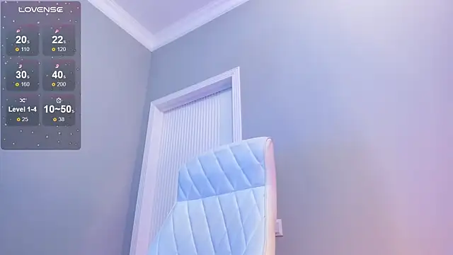 Snapshot of akura011 chatting on 30, 10, 2025 akura011 online show from 30, 10, 2025