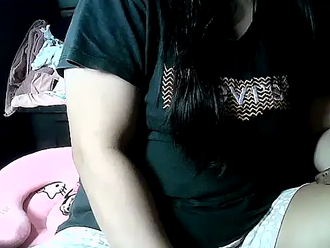 Snapshot of XbighotbootyX chatting on 1, 10, 2025 XbighotbootyX online show from 1, 10, 2025