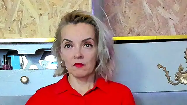 Snapshot of KateConner chatting on 27, 11, 2025 KateConner online show from 27, 11, 2025